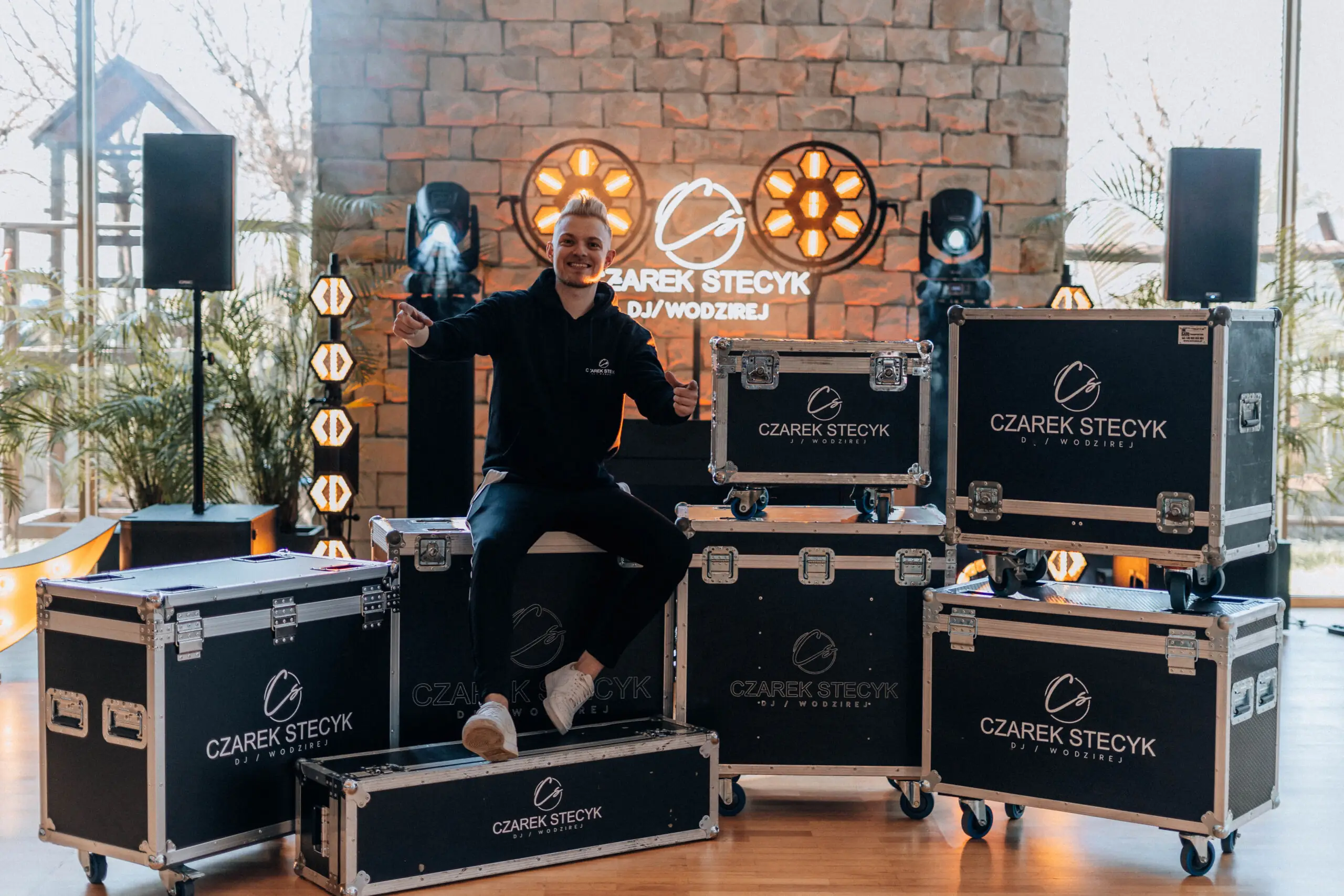 Profesjonalne nagłośnienie i oświetlenie